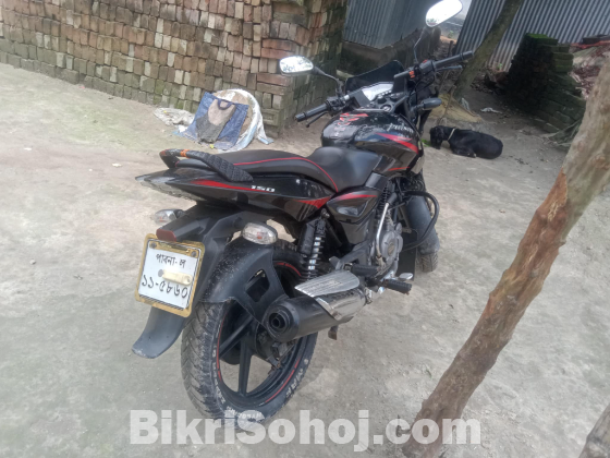 Bajaj palscer 150 cc